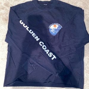 Brandy Melville Native of the Golden Coast Top